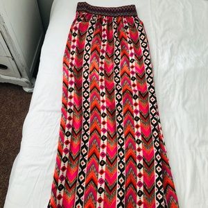 Boutique maxi skirt